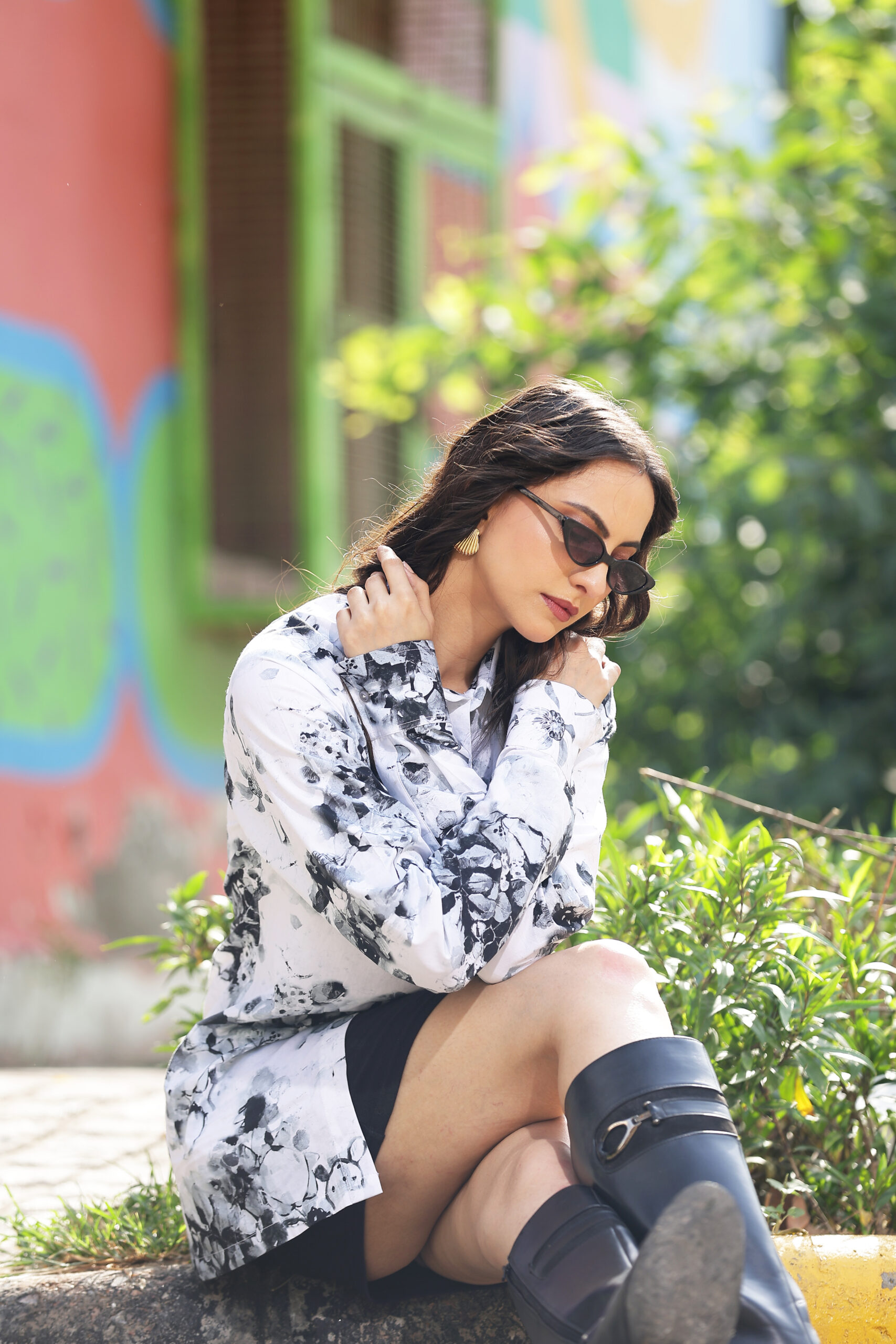 Monochrome Oversized Long Shirt Dress - Image 8