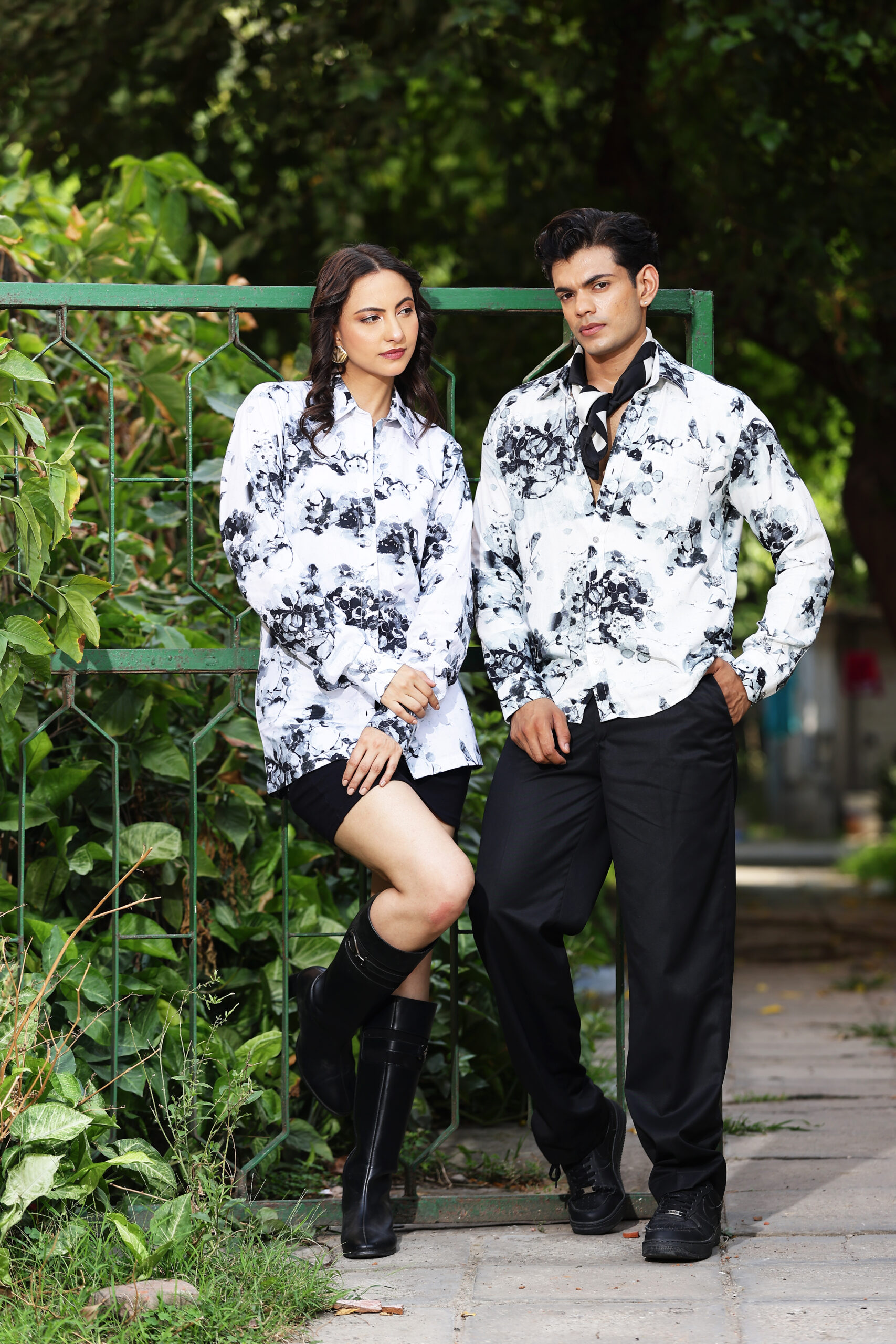Artistic Black & White Printed Couple Outfit - Image 8